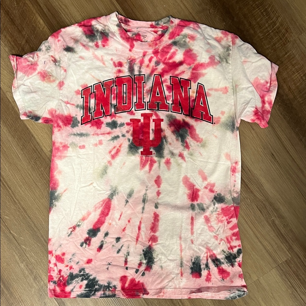 Indiana University Fanatics Brand Tie-Dye T-Shirt - Red and Black Sz Medium